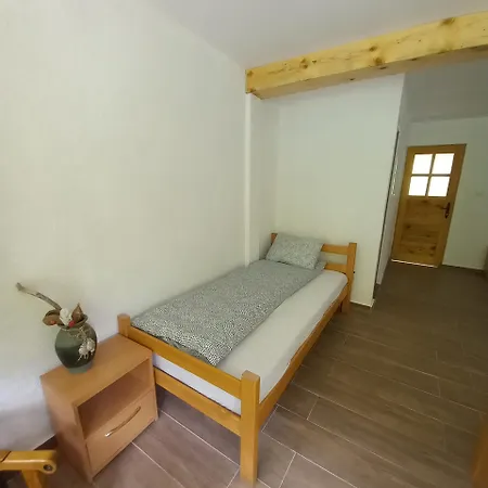 Rafting Kamp Hedera Κάμπινγκ Φότσα